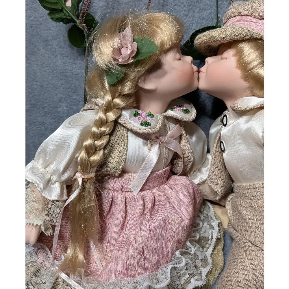 GOLDENVALE Porcelain Kissing Doll Couple Hanging Swing 1 3000 Limited READ